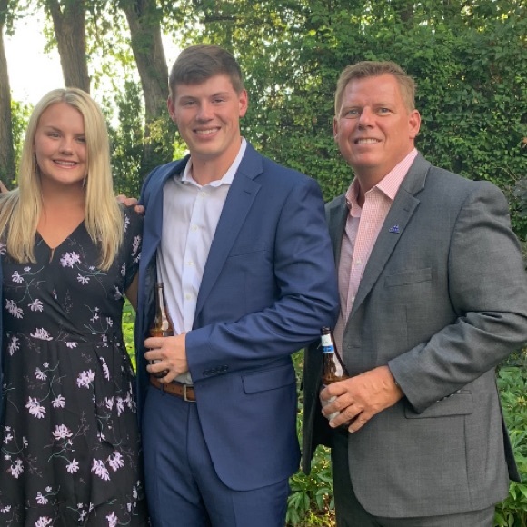 Meet your Posher, Bradley - Picture 1 of 1